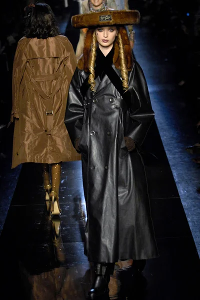 Look 22